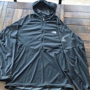 Men’s north face flight series half zip LG